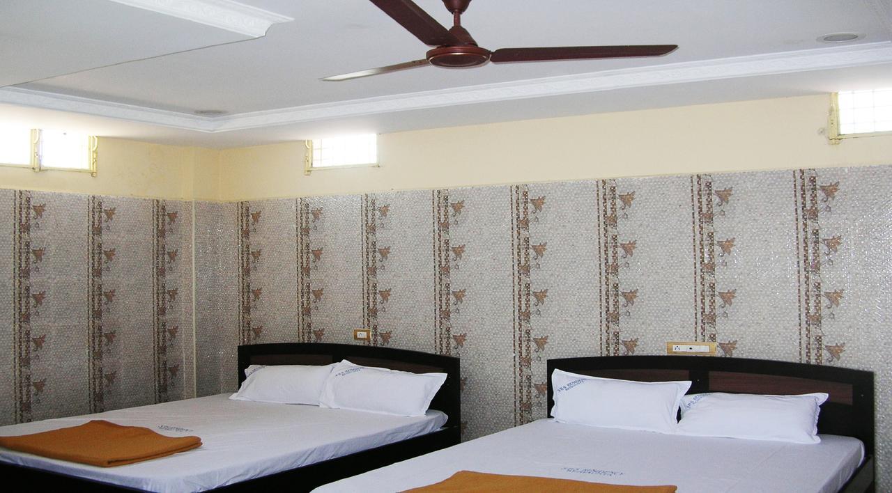 Sbs Residency Tirupati Hotel Renigunta Room photo