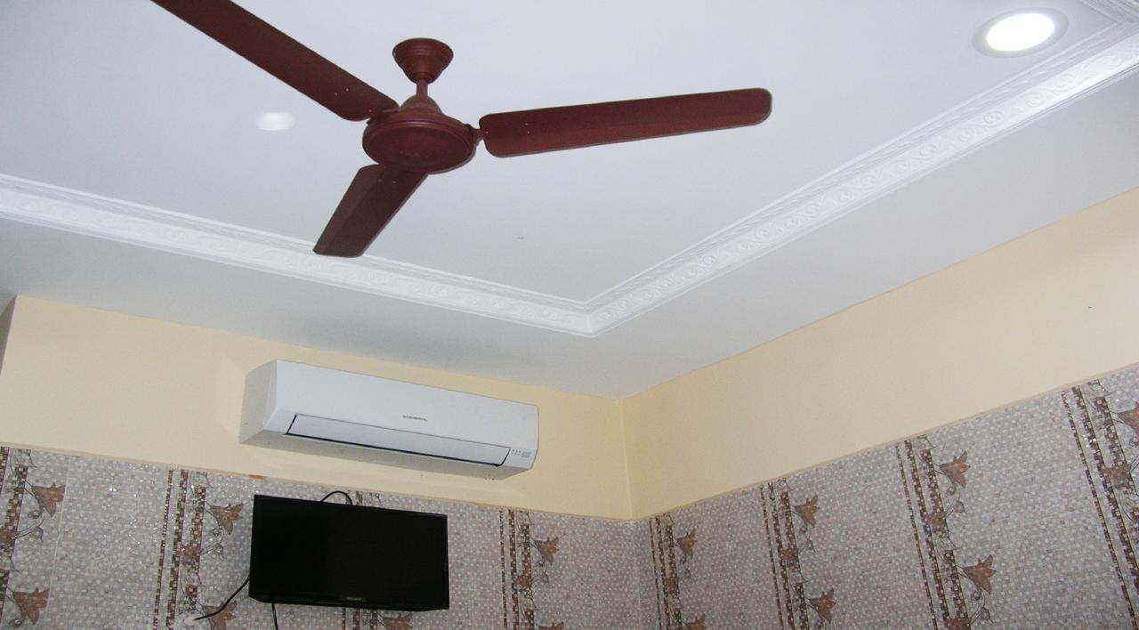 Sbs Residency Tirupati Hotel Renigunta Room photo